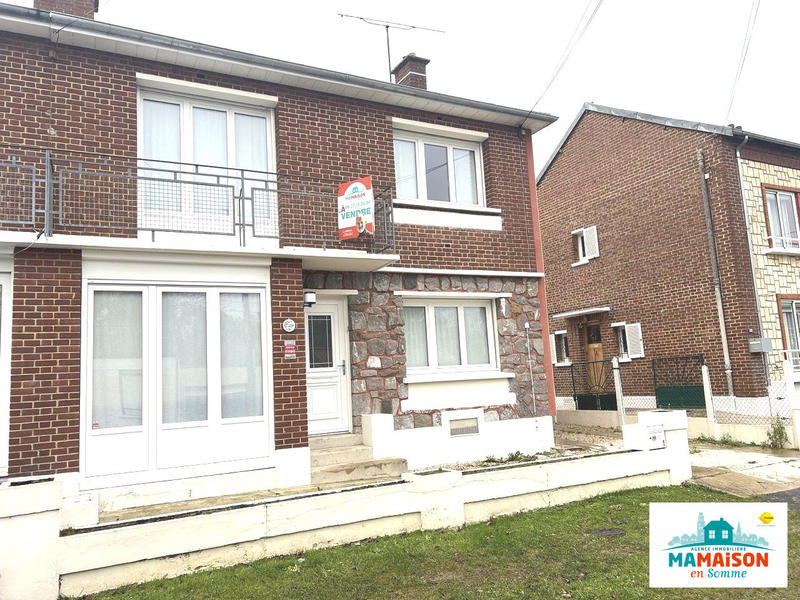 Maison - 90 m² - 4 pièces