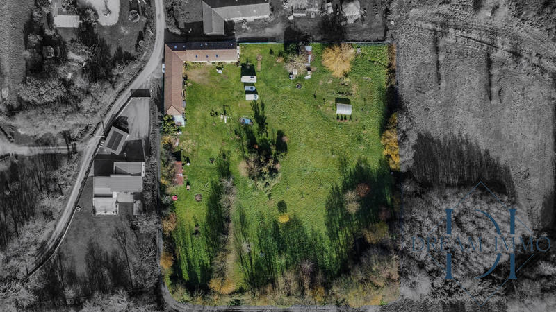 Maison - 217 m² - 6 pièces