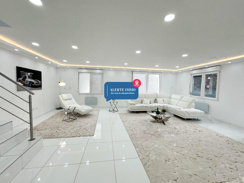 Maison - 165 m² - 6 pièces