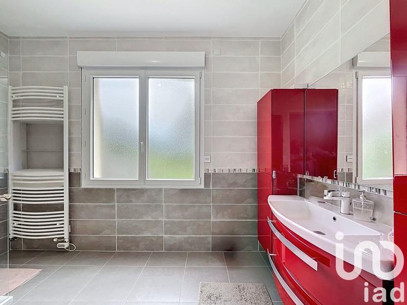 Maison - 122 m² - 5 pièces