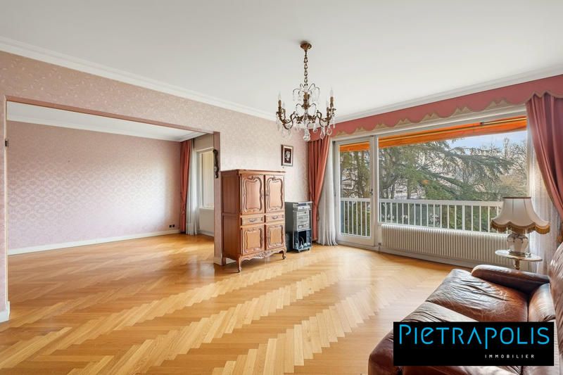 Appartement - 83 m² - 3 pièces