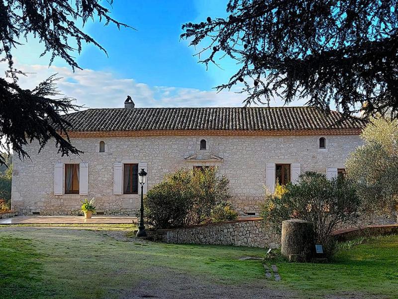 Demeure - 480 m² - 12 pièces