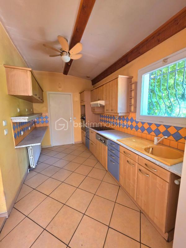 Demeure - 320 m² - 10 pièces