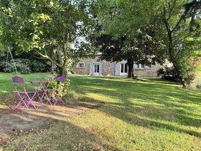 Maison - 144 m² - 8 pièces