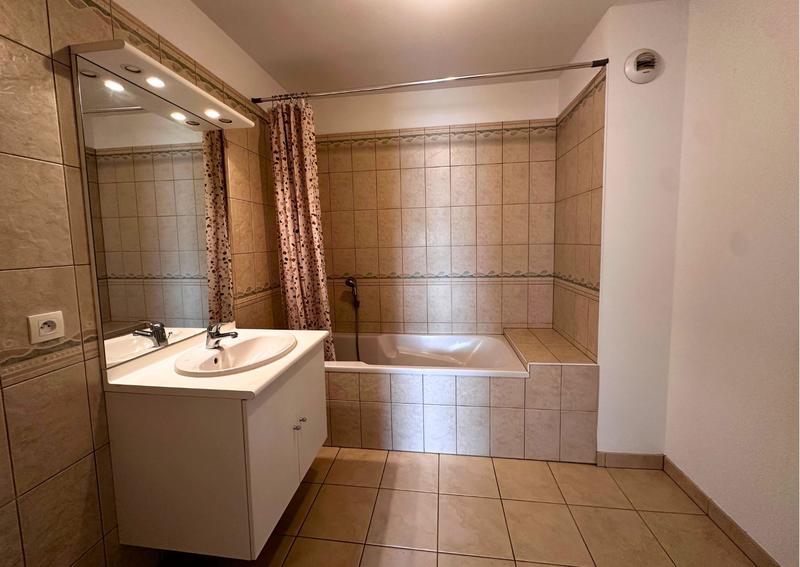 Appartement - 87 m² - 3 pièces