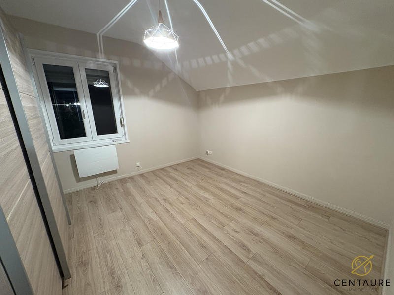 Maison - 92 m² - 4 pièces