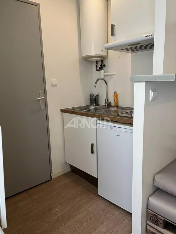 Local commercial - 10 m² - 1 pièce