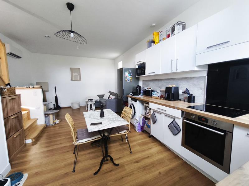 Appartement - 60 m² - 3 pièces