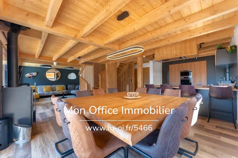 Châlet - 185 m² - 6 pièces