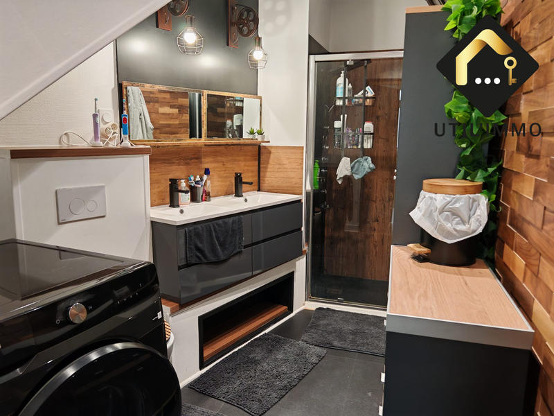 Maison - 112 m² - 5 pièces