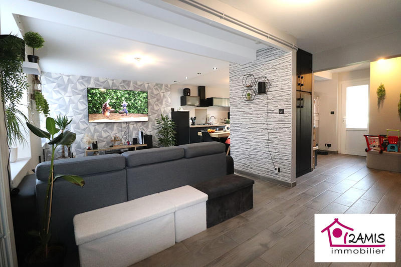 Maison - 125 m² - 6 pièces