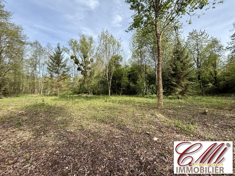 Terrain de loisirs - 18 700 m²