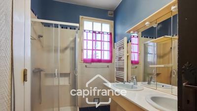 Maison - 157 m² - 7 pièces