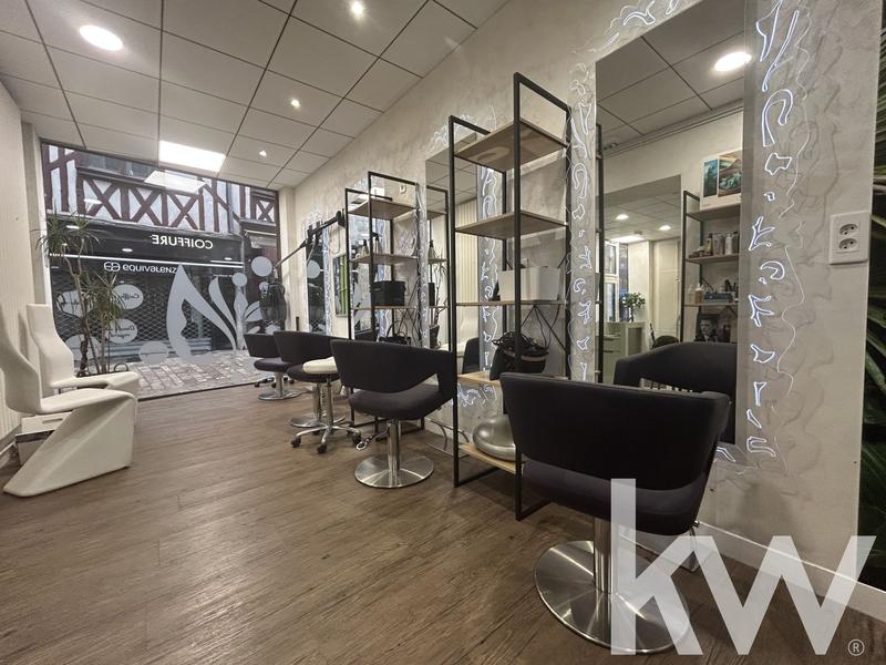 Fonds de commerce - Magasins - 128 m²