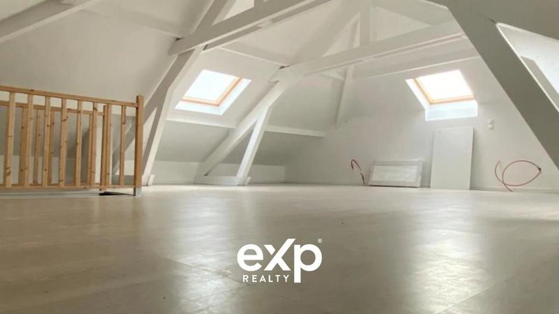 Maison - 331 m² - 7 pièces