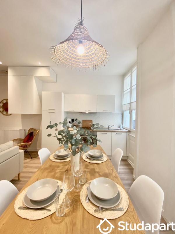 Chambre - 9 m² - 1 pièce