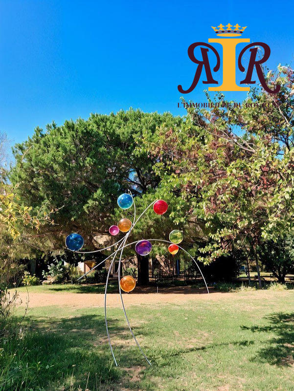 Maison traditionnelle - 283 m² - 9 pièces