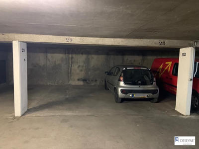 Parking / Garage - 13 m²