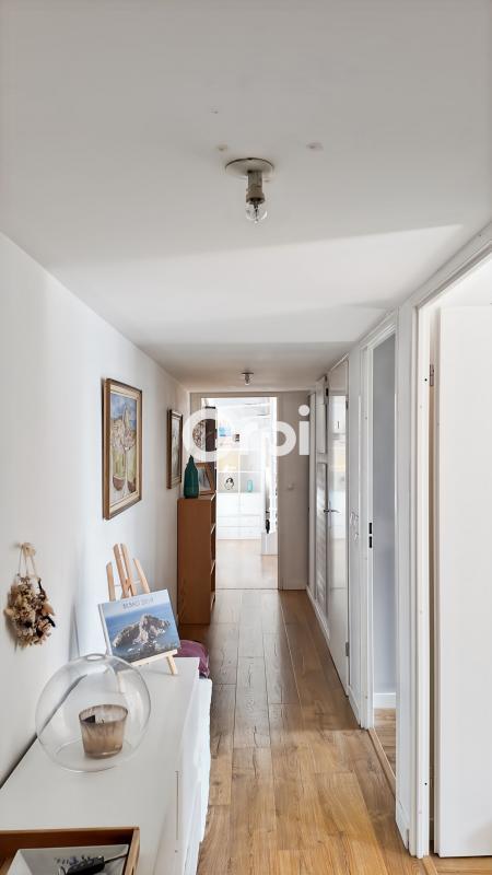 Duplex - 111 m² - 5 pièces