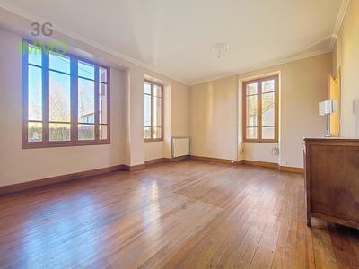 Villa - 107 m² - 5 pièces