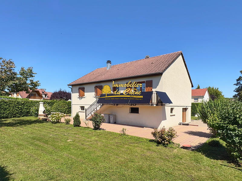 Maison - 90 m² - 5 pièces