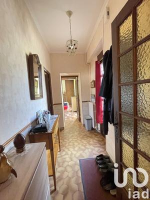 Maison - 121 m² - 8 pièces