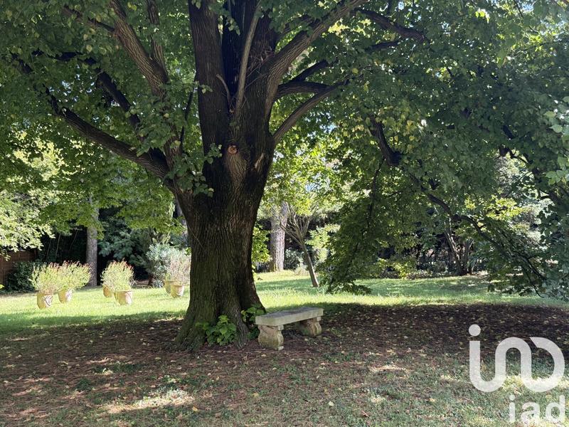 Maison - 237 m² - 5 pièces