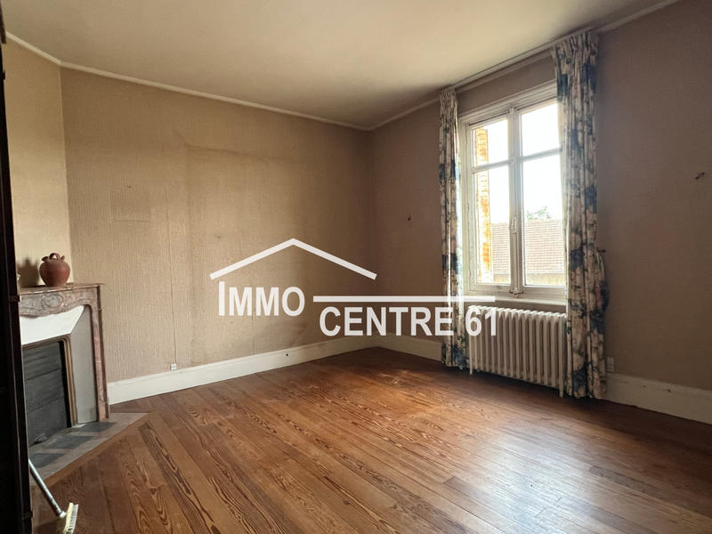 Maison - 200 m² - 9 pièces