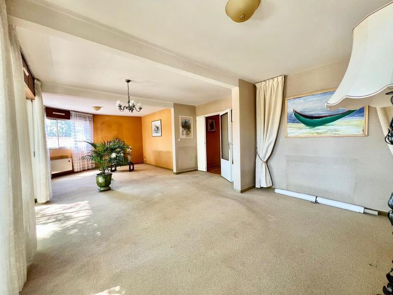 Appartement - 85 m² - 3 pièces