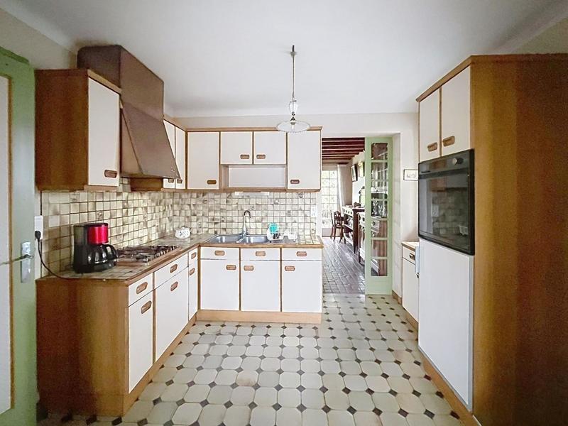 Maison - 130 m² - 8 pièces