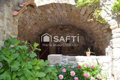 Maison - 210 m² - 8 pièces