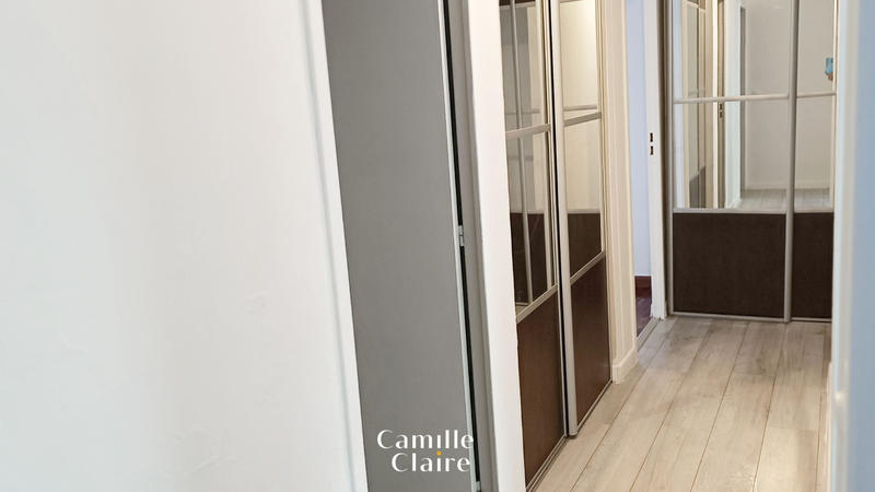 Appartement - 80 m² - 4 pièces