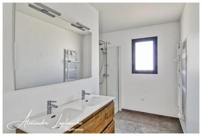 Maison - 91 m² - 4 pièces