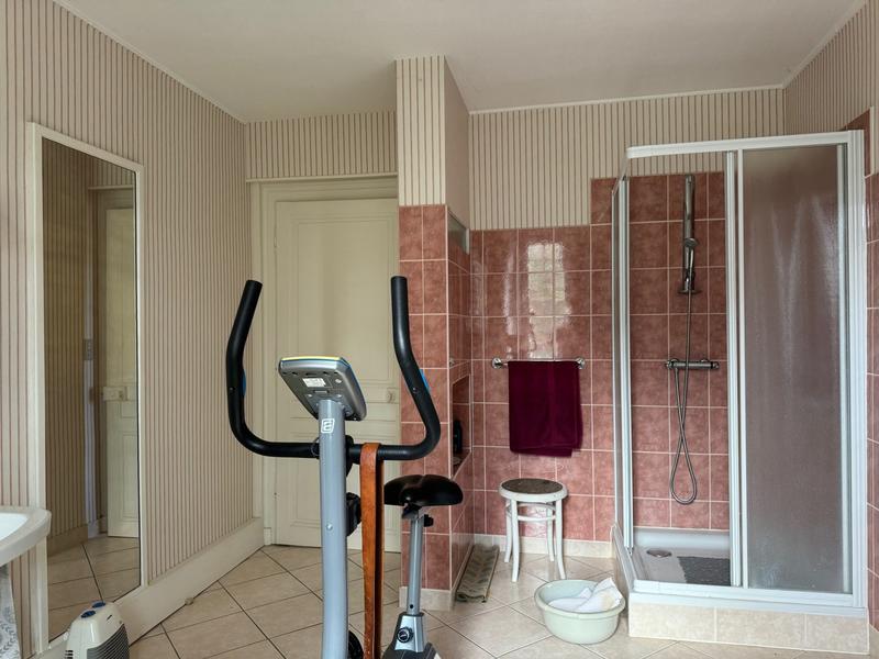 Maison ancienne - 185 m² - 7 pièces