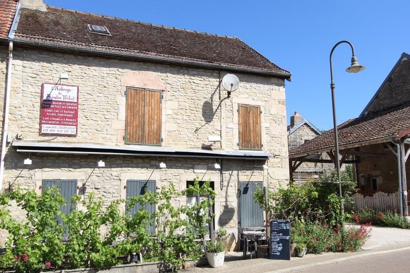 Maison de village - 271 m² - 11 pièces