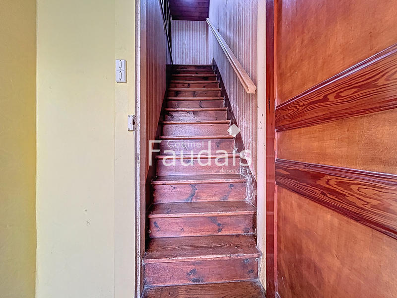 Maison - 111 m² - 6 pièces