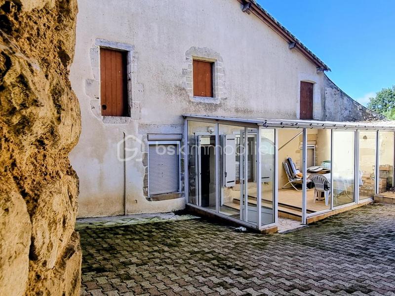 Maison en pierre - 121 m² - 6 pièces