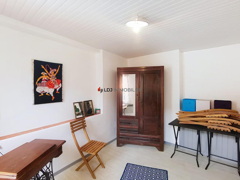 Maison - 82 m² - 5 pièces