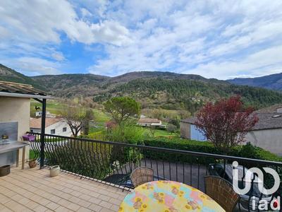 Maison de village - 95 m² - 5 pièces