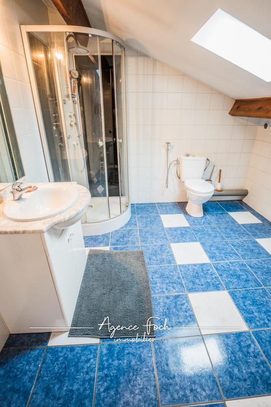 Maison traditionnelle - 133 m² - 6 pièces