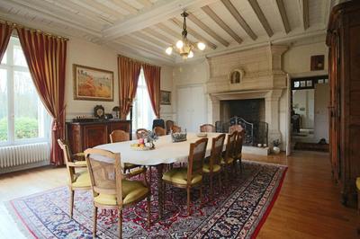 Demeure - 700 m² - 13 pièces