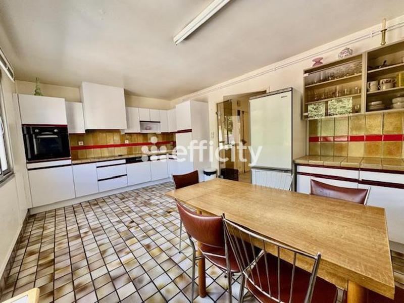 Appartement - 155 m² - 7 pièces