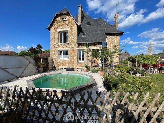 Maison de maîtres - 240 m² - 8 pièces