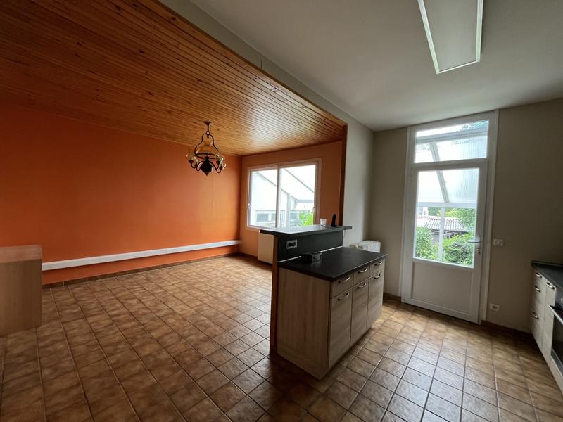 Maison traditionnelle - 162 m² - 7 pièces