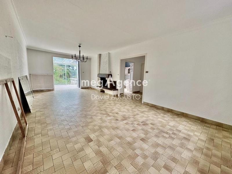 Maison - 170 m² - 7 pièces