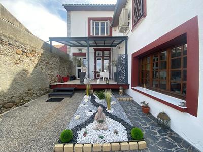 Maison - 155 m² - 5 pièces