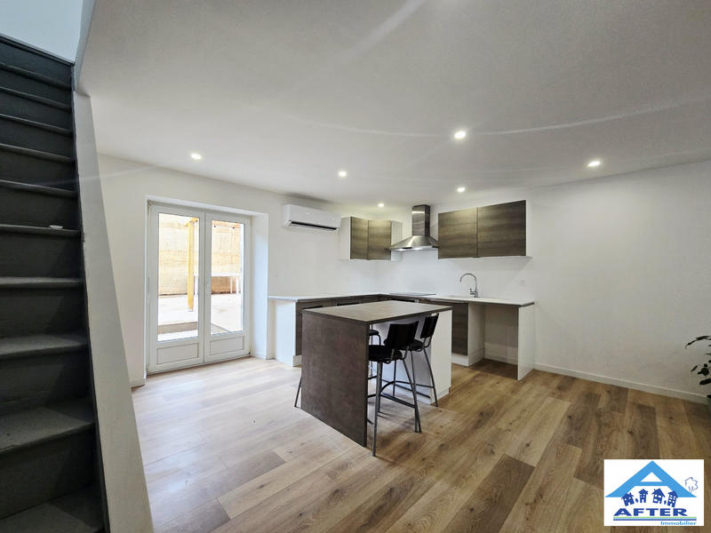 Maison - 98 m² - 5 pièces