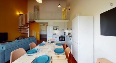 Chambre - 12 m² - 4 pièces