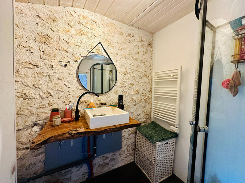 Maison - 255 m² - 7 pièces