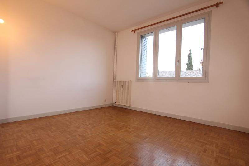 Appartement - 97 m² - 5 pièces